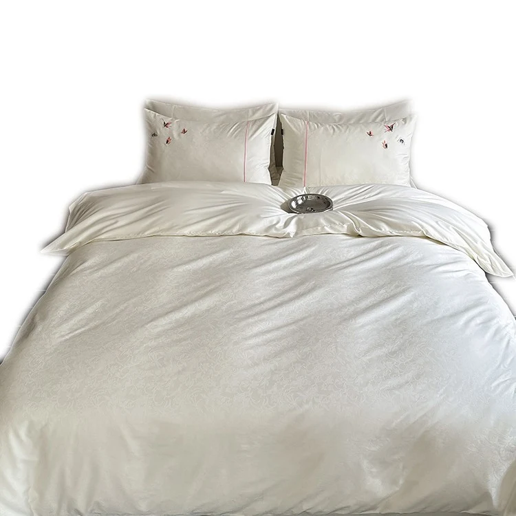 Satin-Jacquard Bettwäsche-Set mit bestickten Schmetterlingsdetails