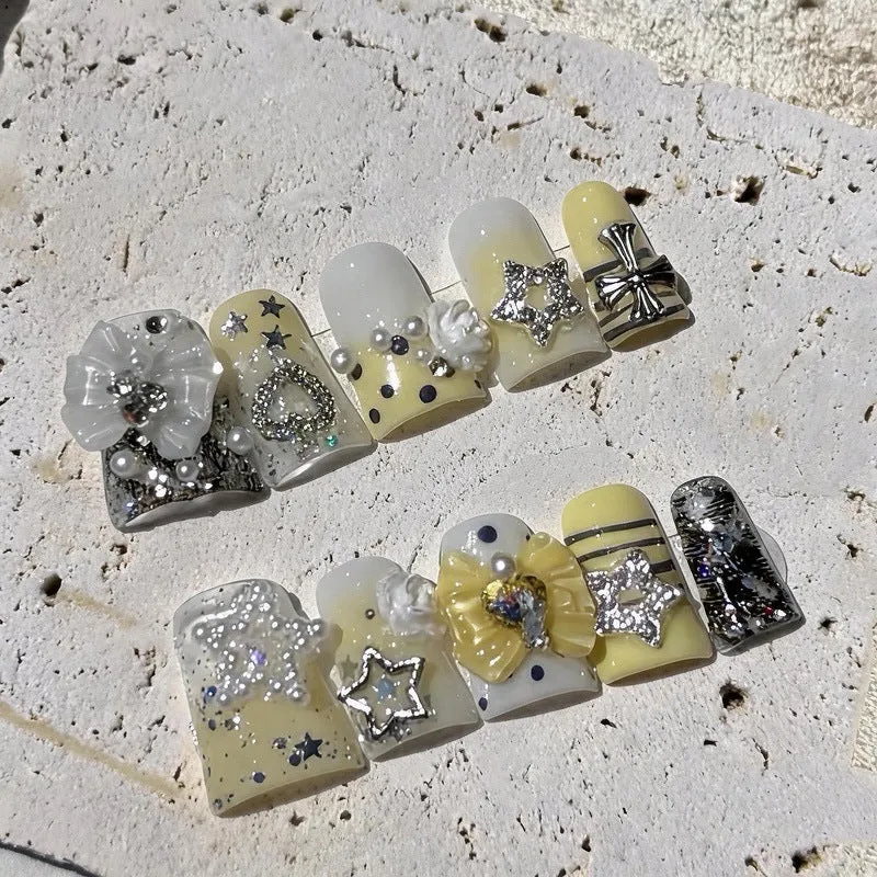 Dekoratives Stern-verzierte Press-On Nagelset