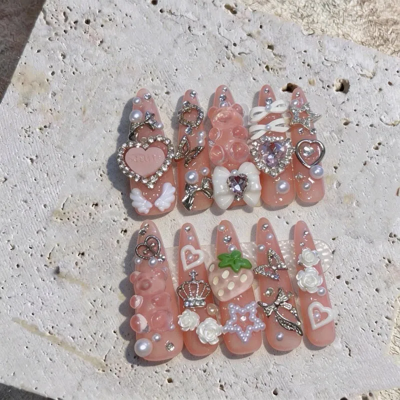 Dekorative 3D Nagelkunst Tipps