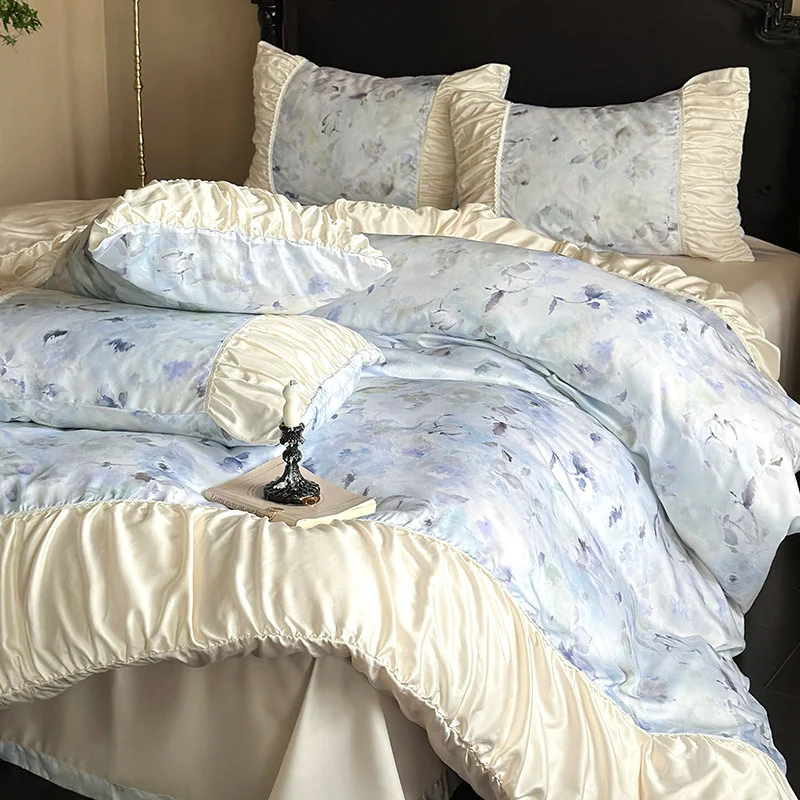 Elegantes Satin-Bettwäscheset mit Aquarell-Blumenmuster, Volant und gerafften Kissenbezügen