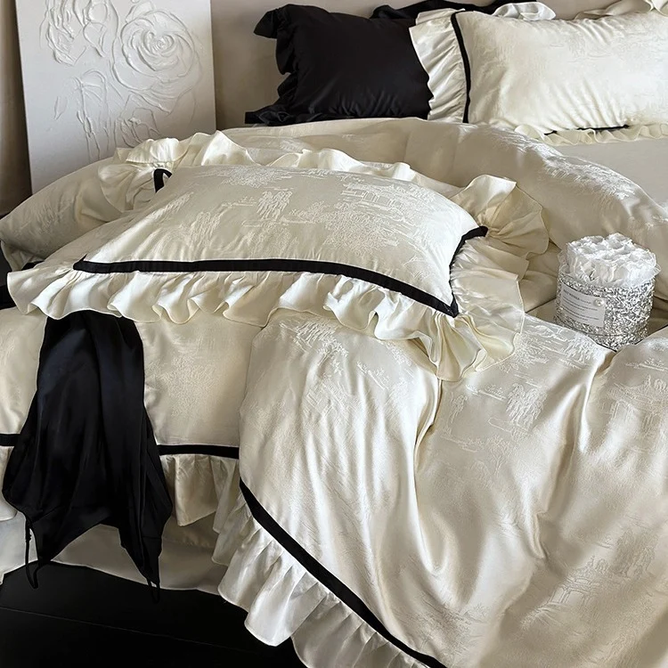 Luxuriöses Baumwollsatin-Bettwäsche-Set mit Jacquardstruktur, Volant und Kontrastpaspel