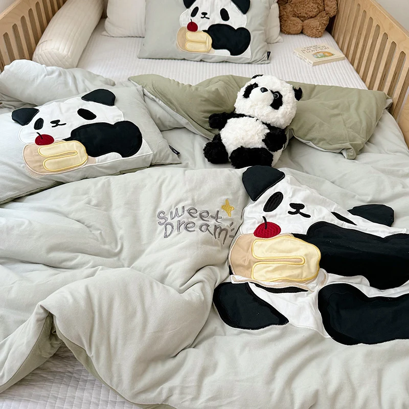 Kinder-Gitterbett-Bettwäsche-Set mit appliziertem Löwenmotiv und atmungsaktivem Baumwoll-Musselin