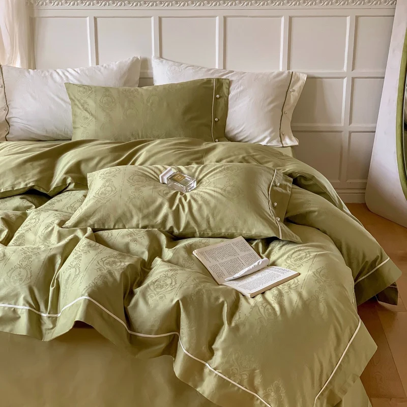 Luxuriöses Baumwollsatin-Bettwäscheset mit Damast-Jacquard und Kontrastpaspel