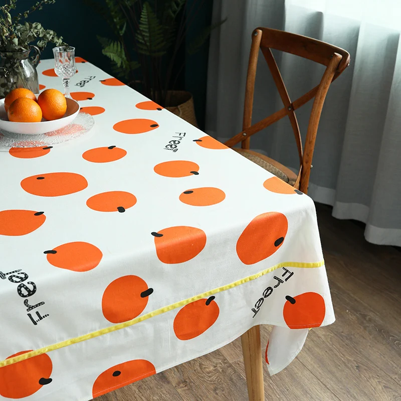 Wasserabweisende Tischdecke mit fruchtigem Zitrusprint und pflegeleichter Beschichtung