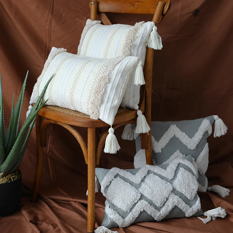 Strukturierter Wohnteppich mit 3D‑Tufting und geometrischem Diamantrelief
