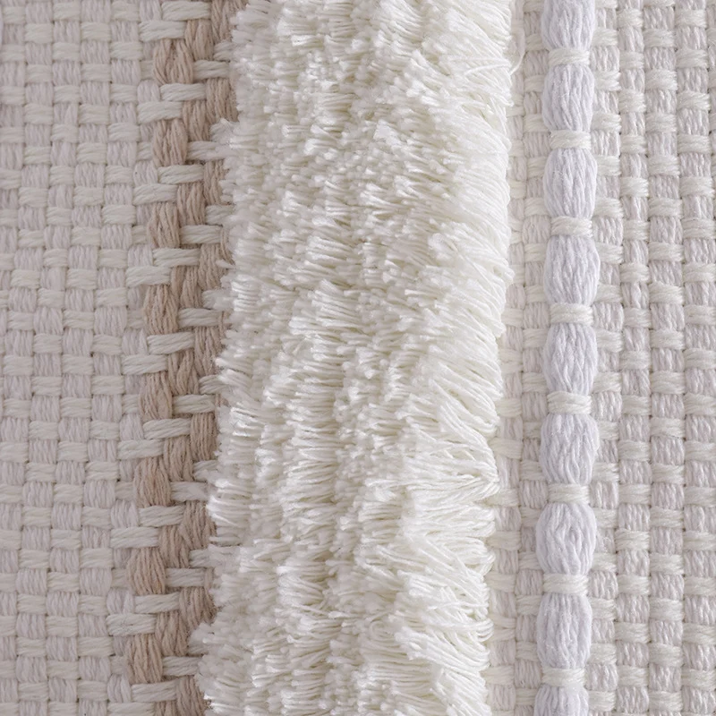 Strukturierter Wohnteppich mit 3D‑Tufting und geometrischem Diamantrelief