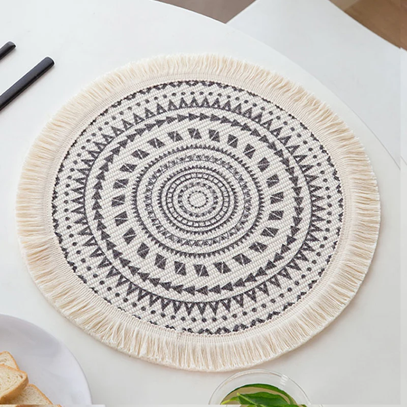 Rundes gewebtes Tisch-Platzset mit Fransenrand und Mandala-Jacquard
