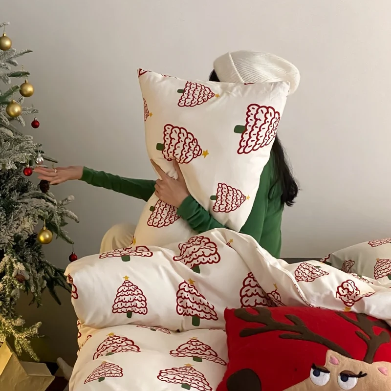 Kinder-Bettwäsche-Garnitur mit weichem Perkal und niedlichem Weihnachts-Schaf-Alloverdruck