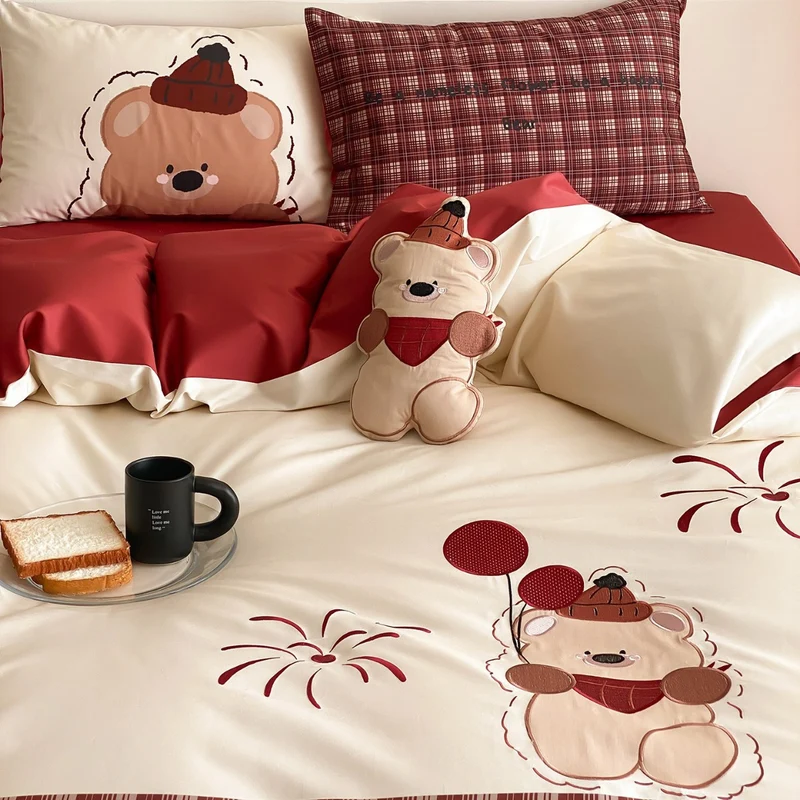 Kinder-Bettwäsche-Set aus Baumwollsatin mit süßem Bärenprint, Wendefunktion & gesteppter Kissenblende
