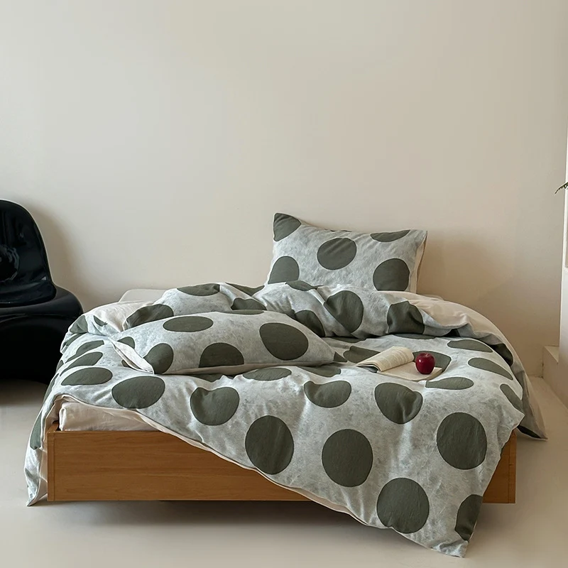 Bettwäschegarnitur aus Baumwoll-Leinen mit übergroßem Polka-Dot-Muster
