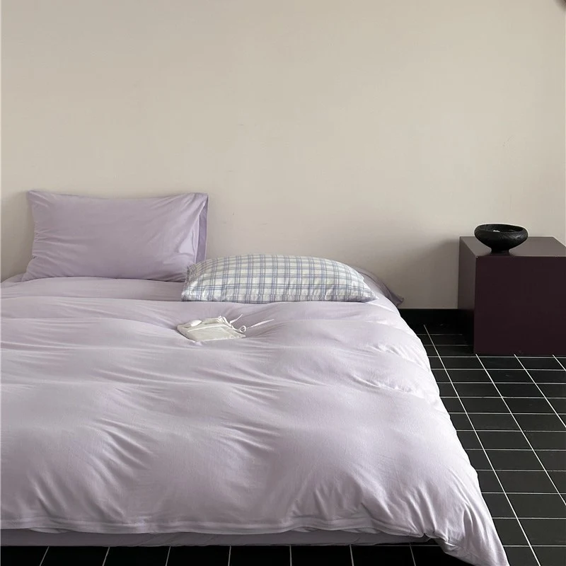 Minimalistisches Makosatin-Bettwäscheset mit extra-weicher Oberfläche und pflegeleichter Webung