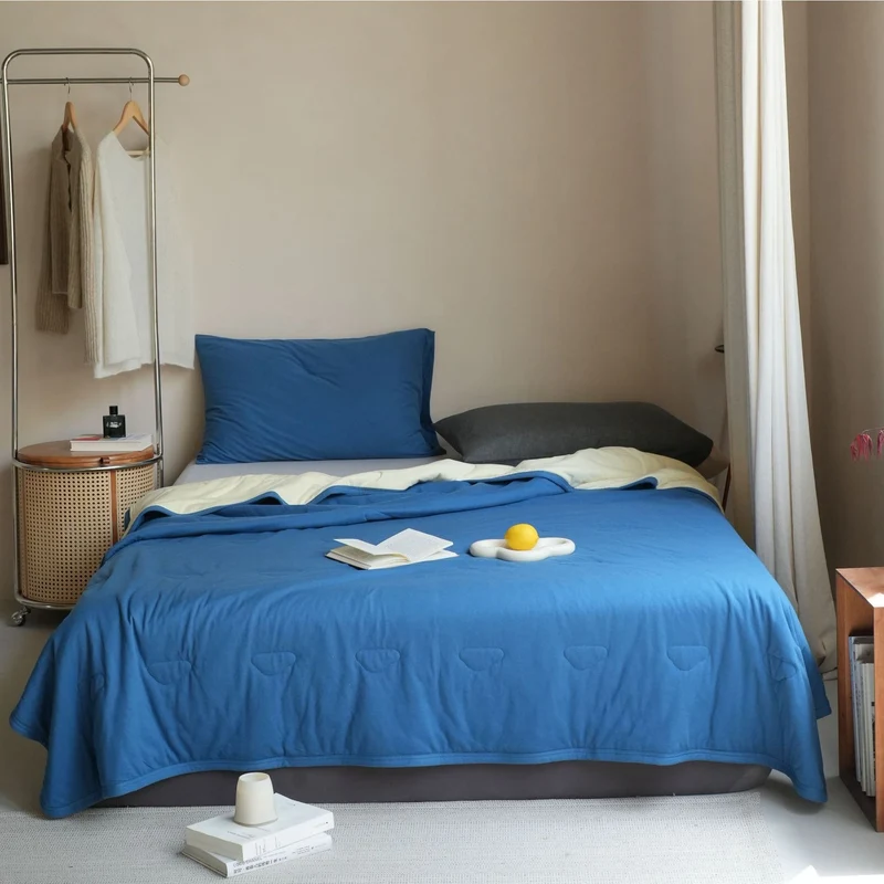 Bettwäsche-Garnitur aus atmungsaktivem Baumwoll-Perkal mit leichtem Stonewash