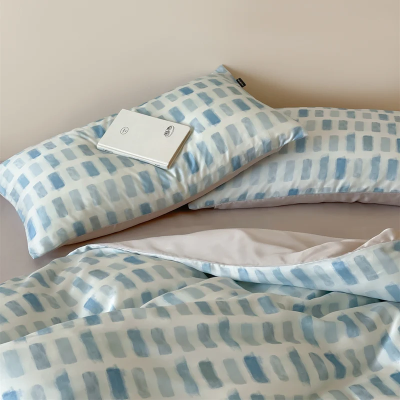 Luxuriöses Satin-Bettwäsche-Set mit floralem Aquarellprint, Volantkanten und Wendefunktion