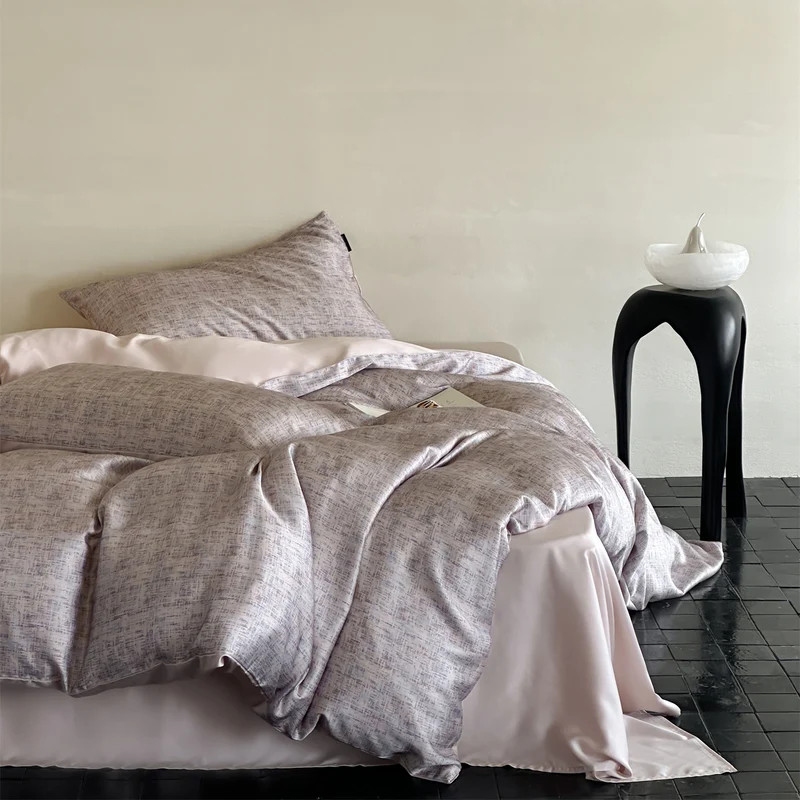 Luxuriöses Satin-Bettwäsche-Set mit floralem Aquarellprint, Volantkanten und Wendefunktion