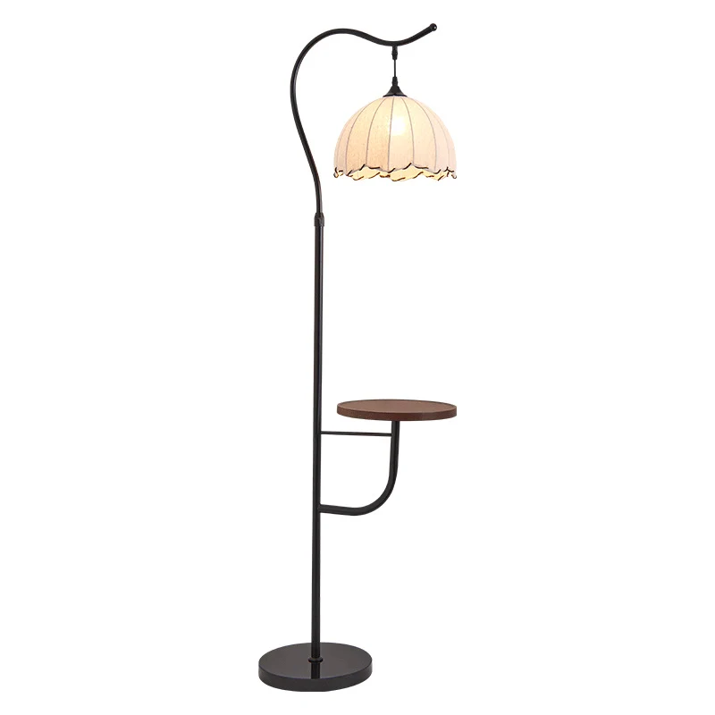 Moderne Bogen Stehlampe mit Beistelltisch