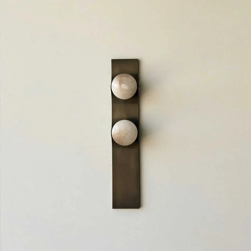 Moderne skulpturale Wandleuchte
