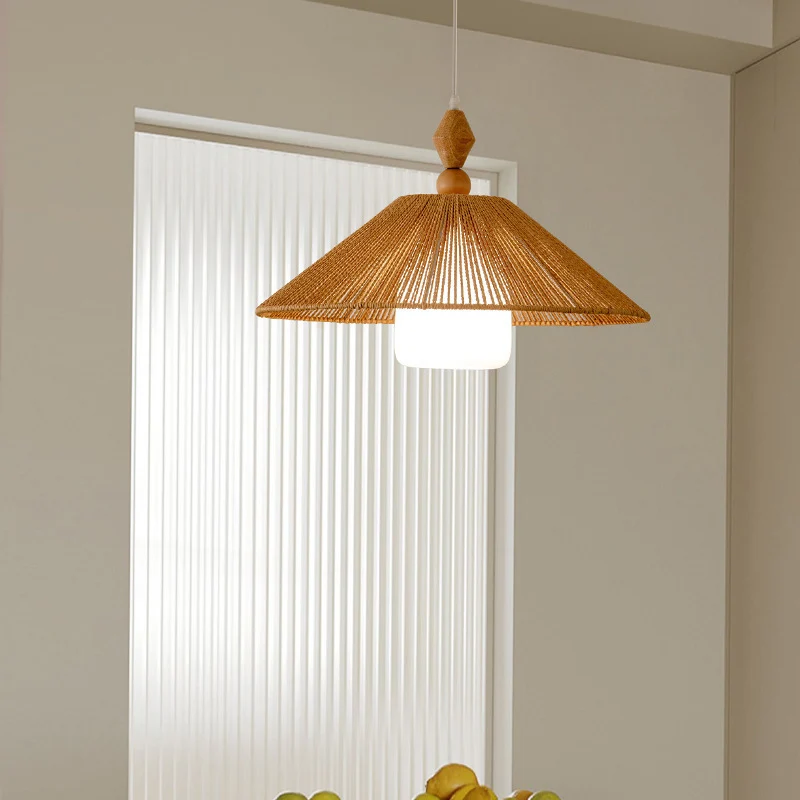 Woven Bamboo Pendelleuchte
