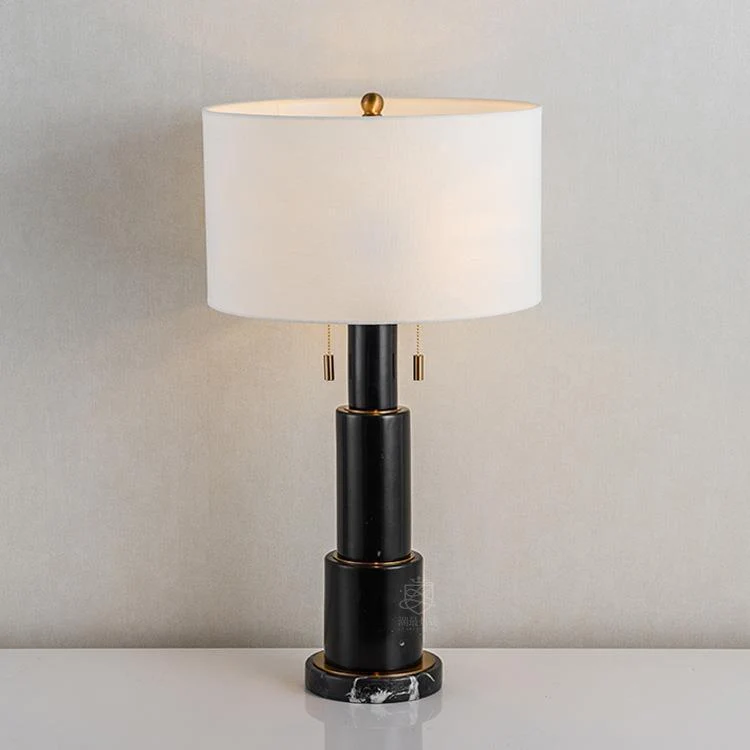 Moderne Minimalistische Tischlampe mit Texturiertem Schirm