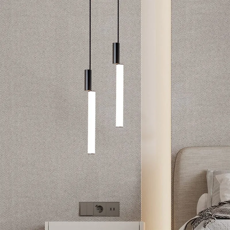 Moderner minimalistischer Pendelleuchte mit doppelten Röhren