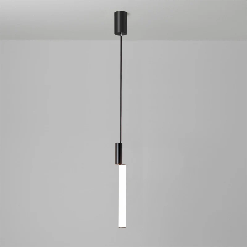 Moderner minimalistischer Pendelleuchte mit doppelten Röhren