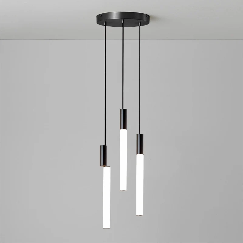Moderner minimalistischer Pendelleuchte mit doppelten Röhren