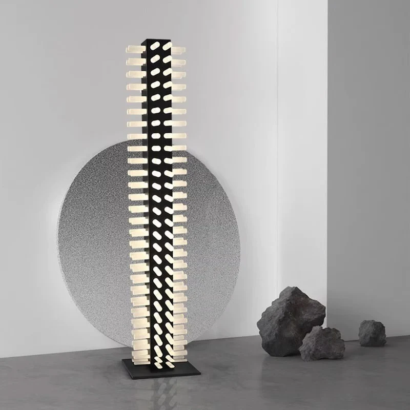 Skulpturale LED Stehlampe