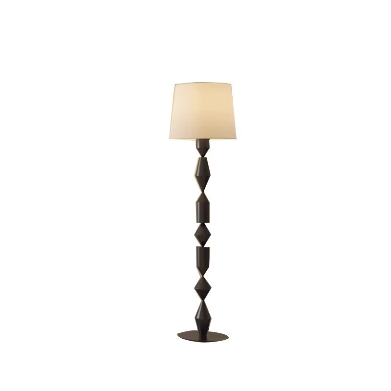 Skulpturale Stehlampe