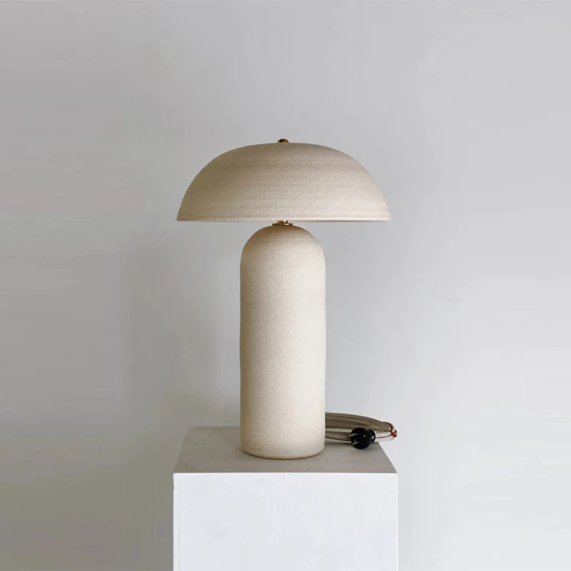Pilzförmige Tischlampe