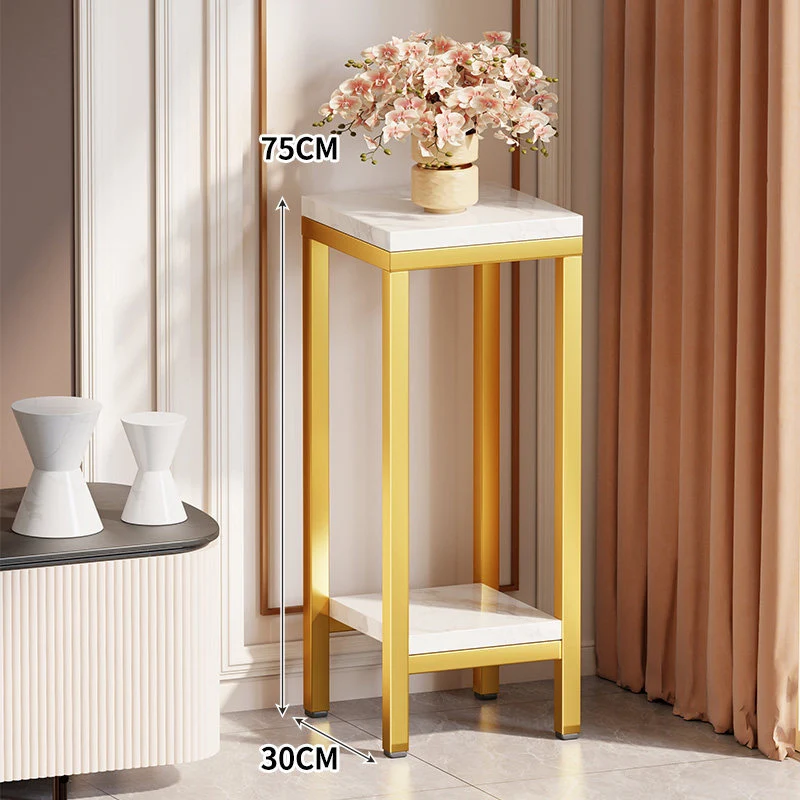 Schmaler hoher Pflanztisch Beistelltisch mit Marmoroberfläche, unterem Regal und goldenem Metallrahmen