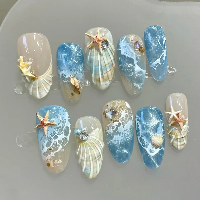 Romantisches Kuss-inspiriertes Press-On Nagelkunstset