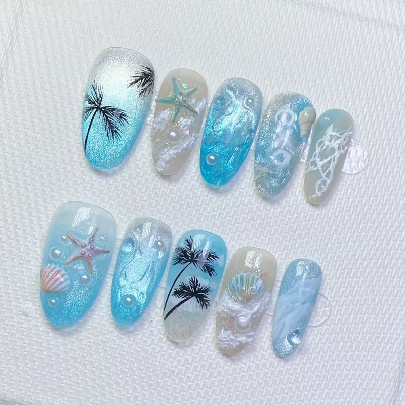 Romantisches Kuss-inspiriertes Press-On Nagelkunstset