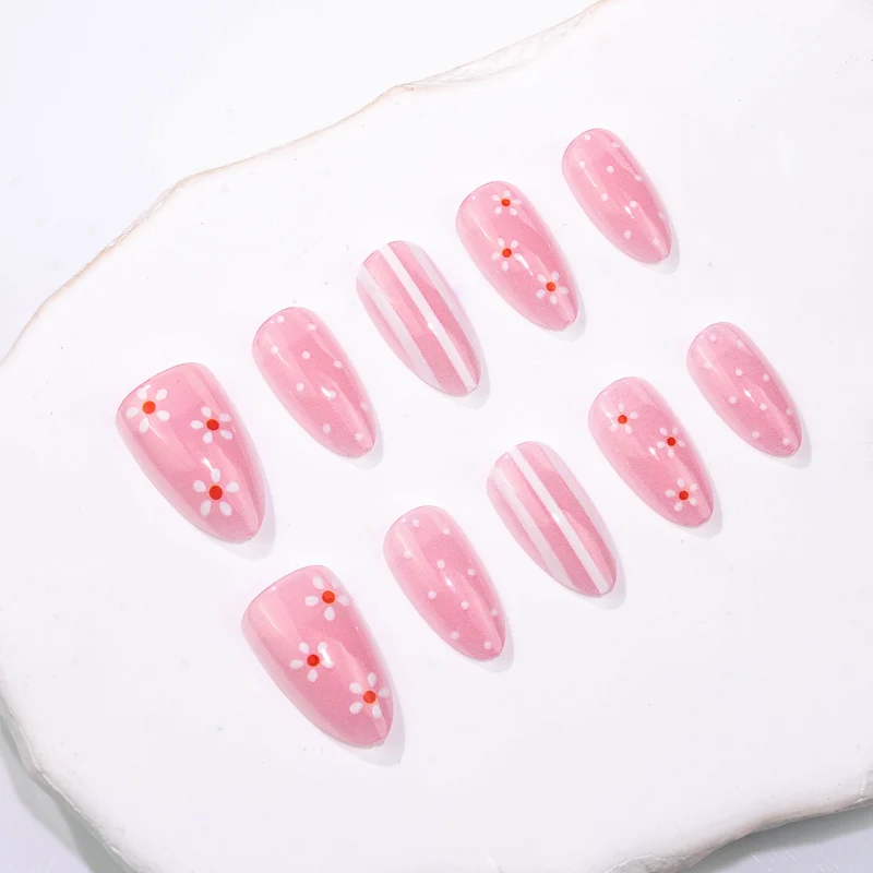 Press-On Nail Set
