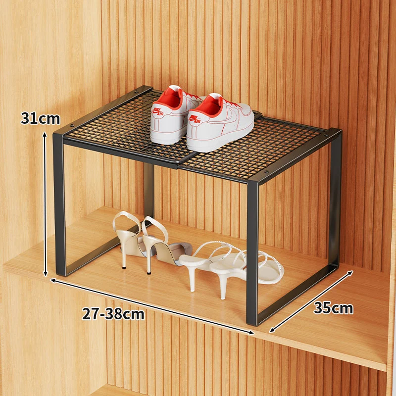 Mehrstufiges Metall-Mesh-Schuhregal mit offenen Gitterregalen und mattem Rahmen