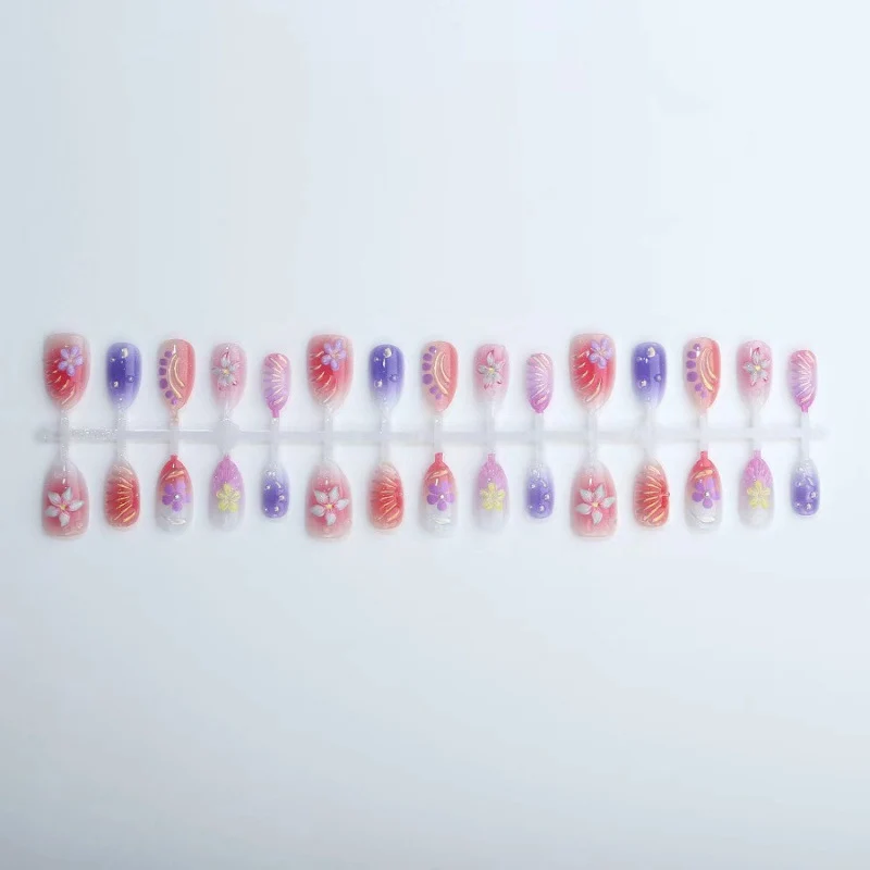Florale Press-On Nagelkunst Set