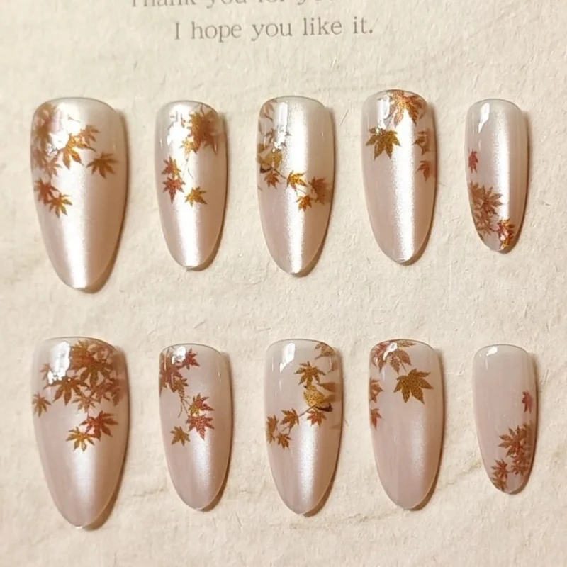 Elegantes herbstliches Nagelkunst-Set