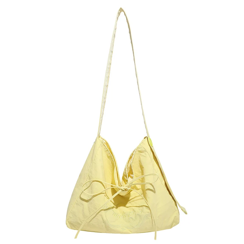 Stylische Minimalistische Slingtasche