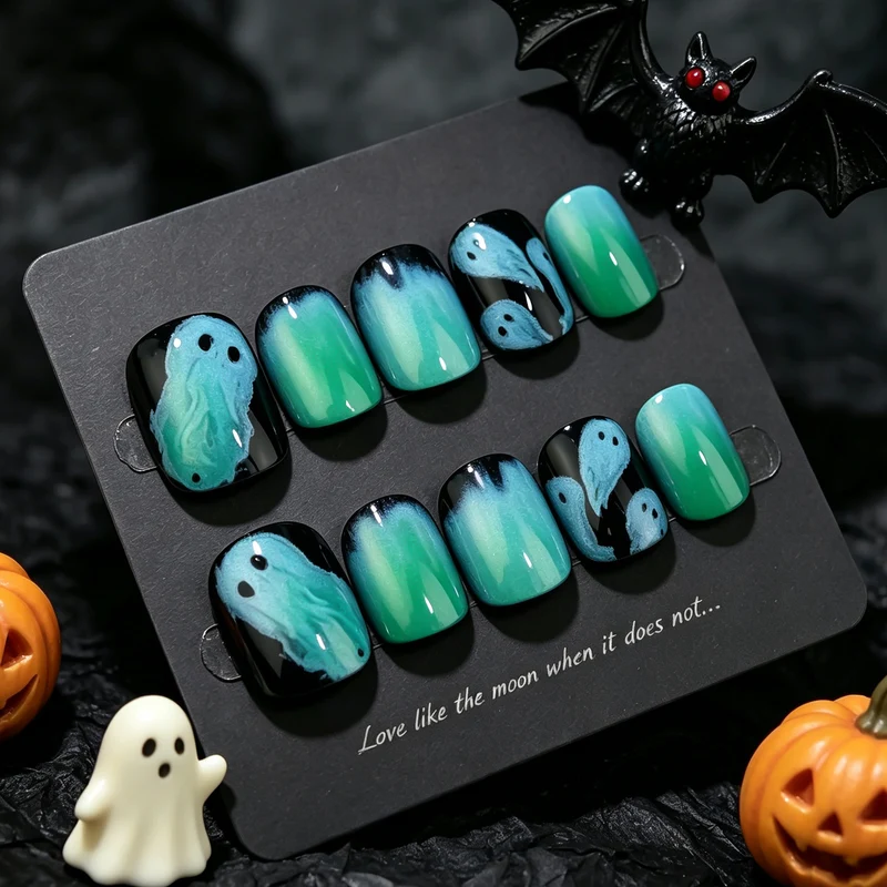 Spooky Ghost-inspirierte Press-On-Nagelset