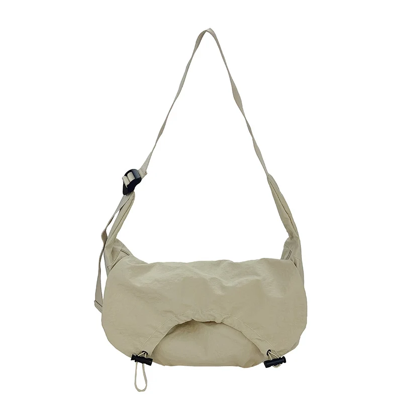 Lässiger leichter Umhänge-Slingbag