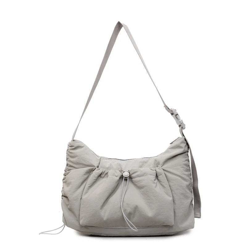 Lässig funktionale Slingtasche