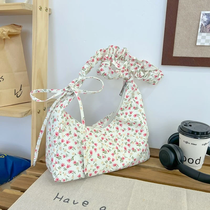 Elegante Blumenmuster Sling Bag