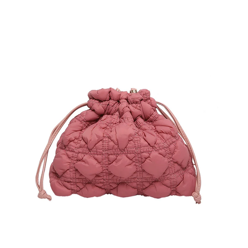 Gepolsterte Kordelzug-Handtasche