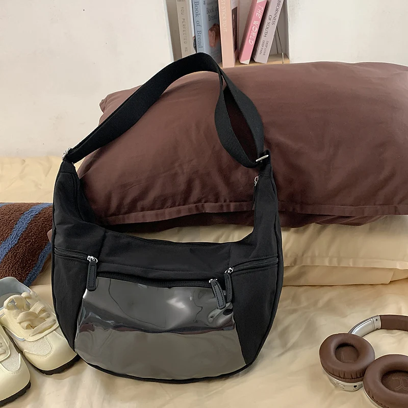 Verspielte lässige Schultertasche