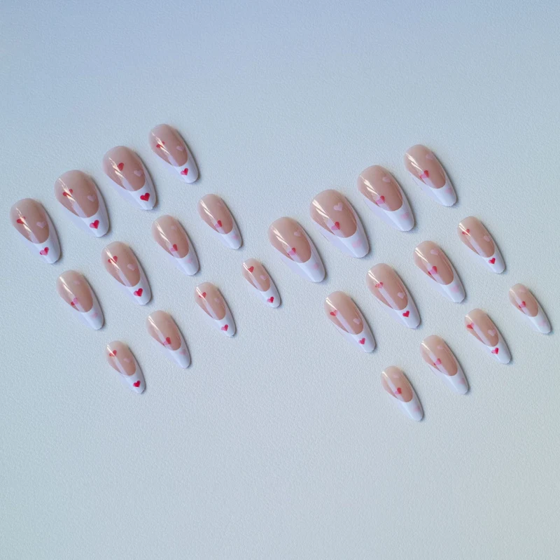 Herz-Themen Französische Tipp Acryl Nagelkunst