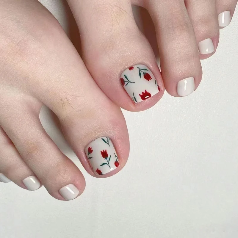 Blumenmuster Pediküre Nagelkunst