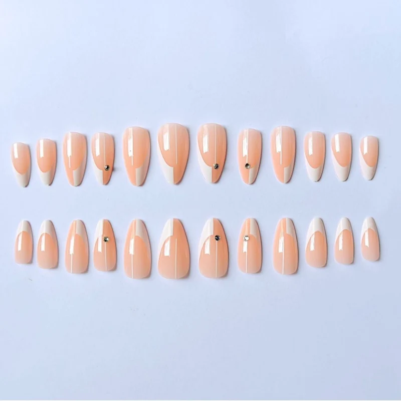 Elegantes Stiletto-Nagelkunstdesign