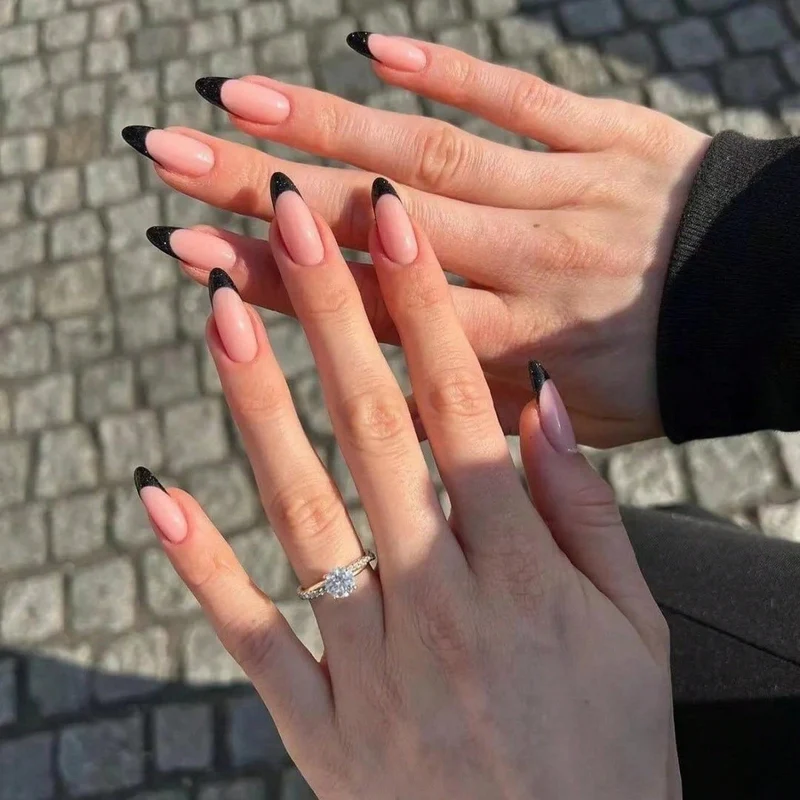 Elegante Stiletto Gel Nagelkunst