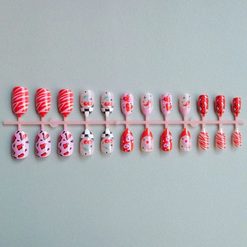 Verspieltes Nagelkunstdesign