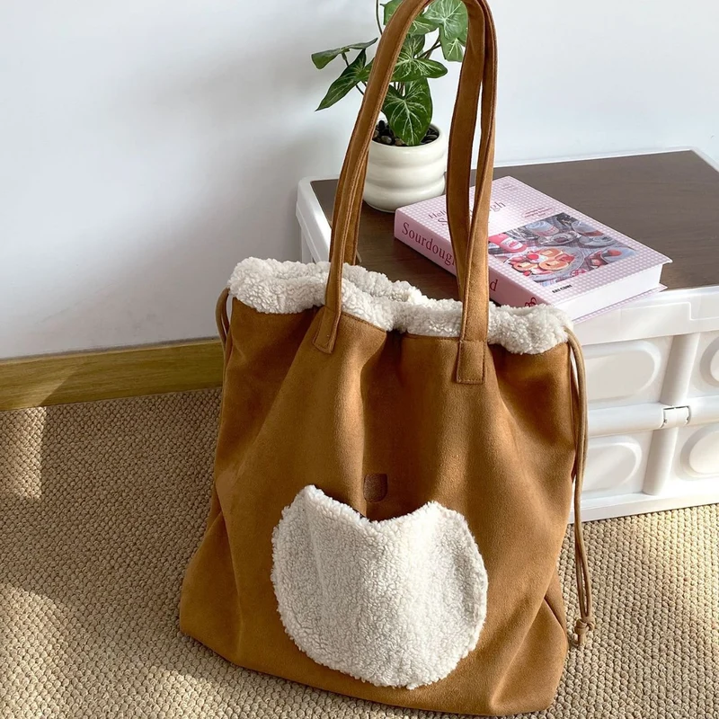 Gemütliche Plüsch-Tasche