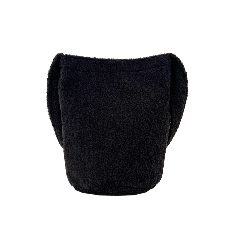Gemütliche Kunstfell-Eimer-Tasche