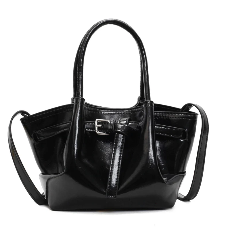 Strukturierte Mini-Handtasche